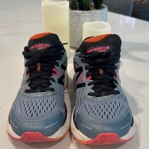 New Balance Blue and Pink Women's Sneakers